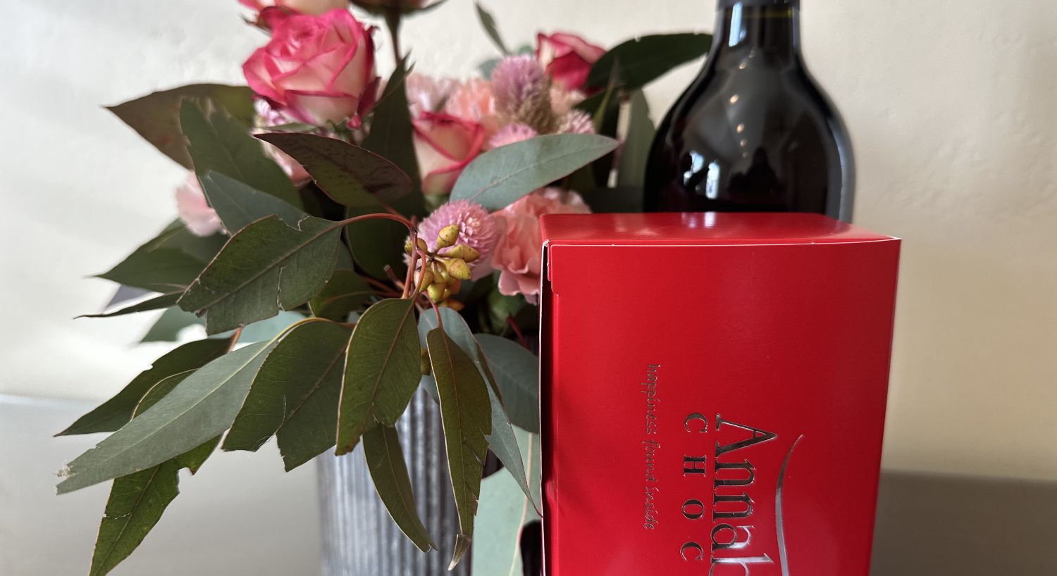 flowers n chocolate upclose 1500x818